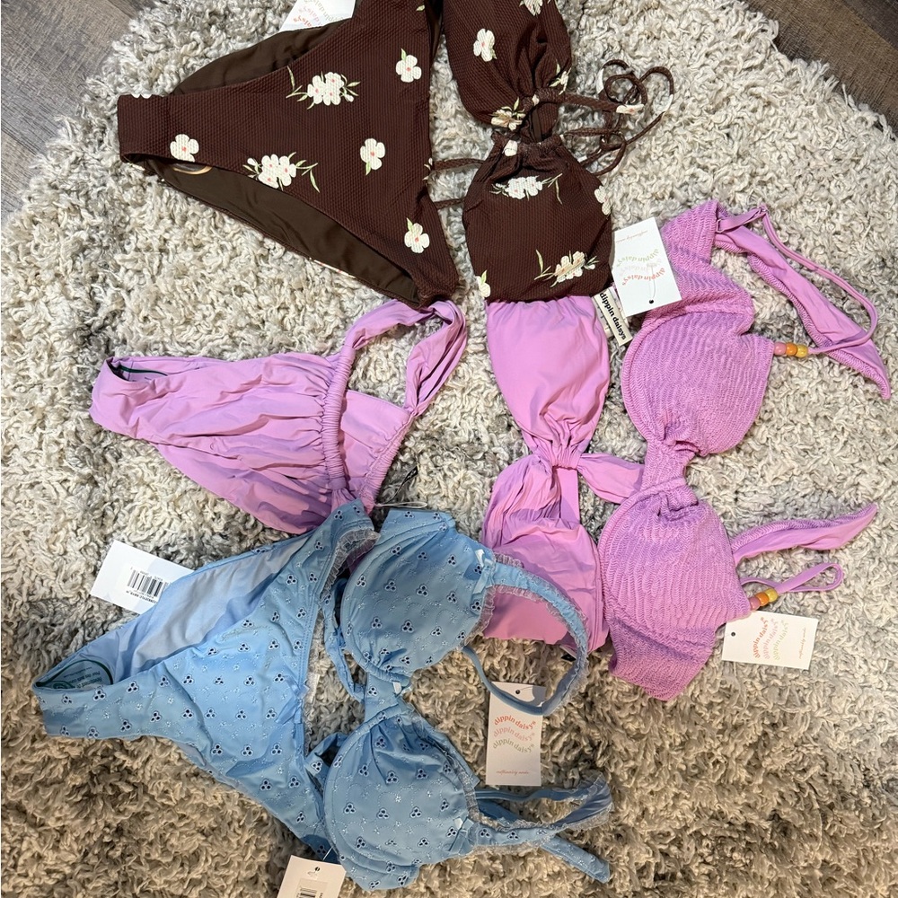 NWT dippin daisy’s bikini bundle